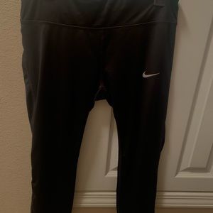 Nike Crop Leggings